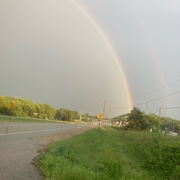 Meet your Posher, Lori - Picture 2 of 2